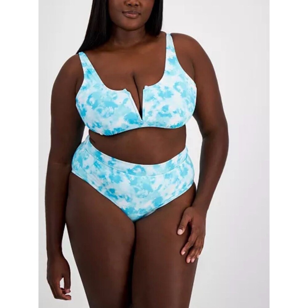 Salt + Cove for Macys Blue Tie-Dye V-Notch Bikini Top & High-Waist Bottoms 22/24